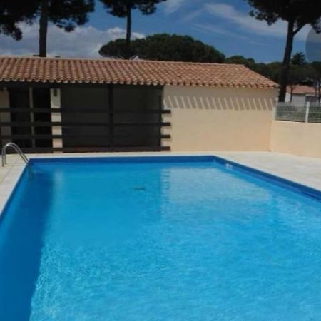 אגדה Apt T2/4 Pers/ Rez De Jardin\Pinede\Piscine מראה חיצוני תמונה