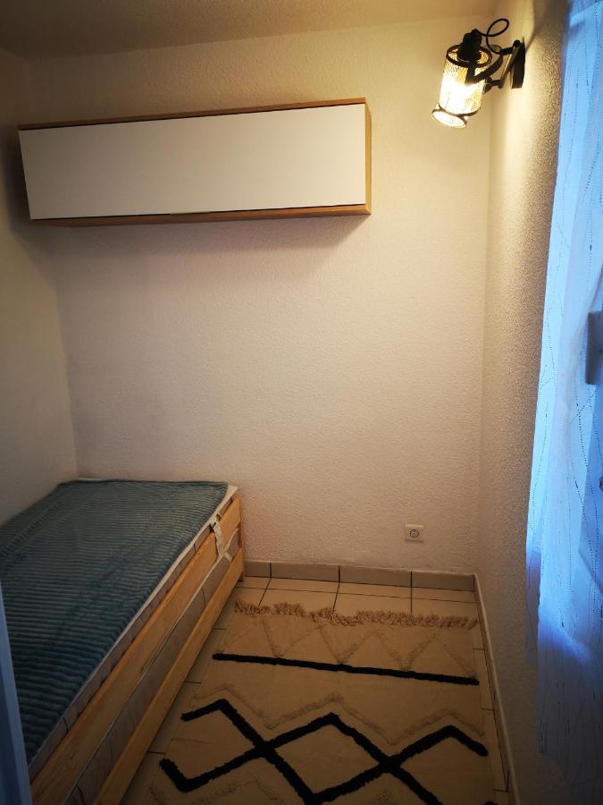 אגדה Apt T2/4 Pers/ Rez De Jardin\Pinede\Piscine מראה חיצוני תמונה